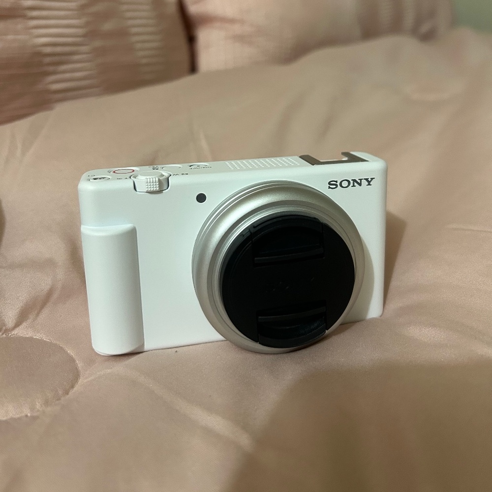 Sony digital camera ZV-1f